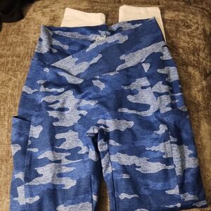 Bombshell Sportswear Kids Blue Camouflage Leggings